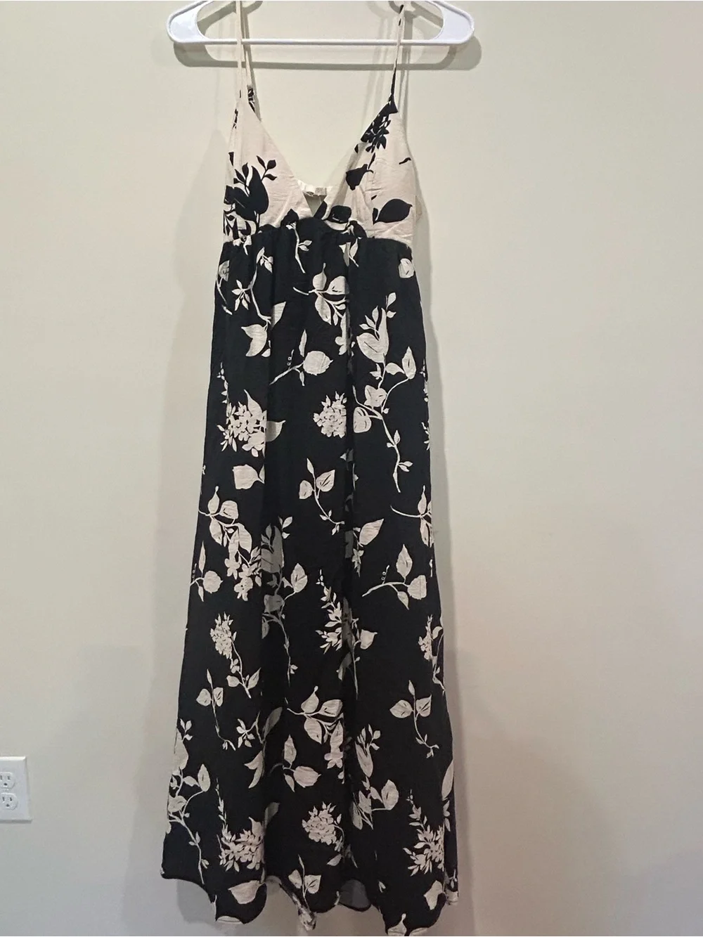 Floral V-Neck Maxi Dress in Black and Cream